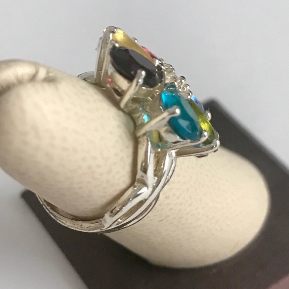 Mullticolored silver plated flower🌸 Ring! - Picture 3 of 5